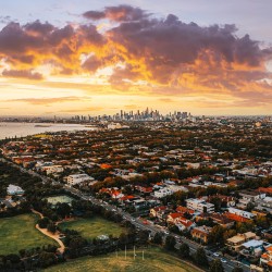 Elwood Burst Elwood Burst